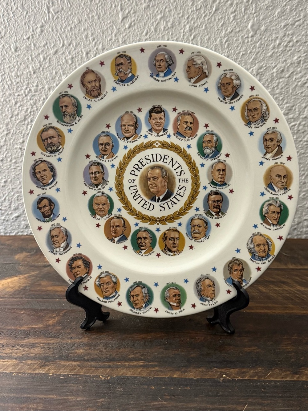 10" Vintage Collector Plate Presidents of the U.S. Lyndon B. Johnson Political